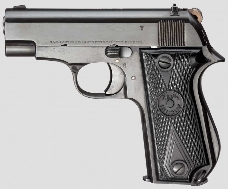 Hace unos días encontré por casualidad en una web extranjera un arma a la venta que hacía muchos años 150