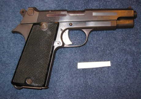 Hace unos días encontré por casualidad en una web extranjera un arma a la venta que hacía muchos años 61