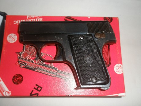 Hace unos días encontré por casualidad en una web extranjera un arma a la venta que hacía muchos años 30