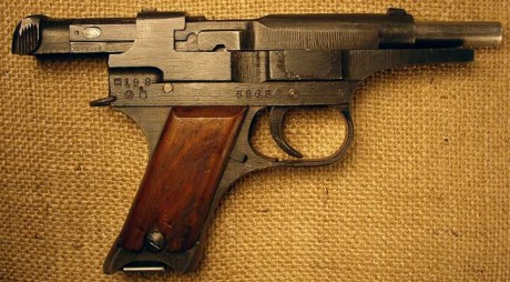 Hace unos días encontré por casualidad en una web extranjera un arma a la venta que hacía muchos años 10