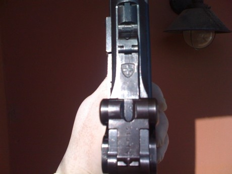 Hola:

Me gustaría saber qué precio puede tener una Luger Suiza cal.30 de nueva manufacturación y también 62