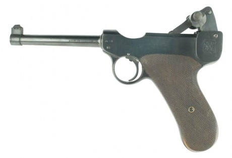 Hace unos días encontré por casualidad en una web extranjera un arma a la venta que hacía muchos años 42