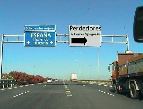 España 4 Italia 0.

Buen partido de España.

Un saludo al foro. 100