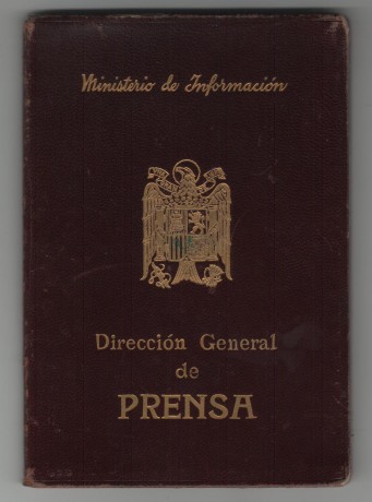 Hola soy colecionista de documentos antiguos o curiosos en este caso es un curioso carnet de peridista 00