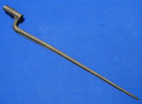 Hace unos días encontré por casualidad en una web extranjera un arma a la venta que hacía muchos años 92