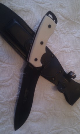 El año pasado me regalaron un cudeman boina verde de esos del Tajo Breton de acero Bohler k720, y como 31