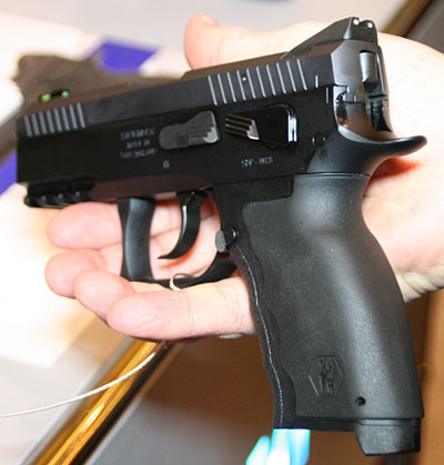 Nueva creación que parece interesante.
https://www.sphinxarms.com/

Modelo:
https://www.sphinxarms.com/press/files/Sphinx%20-%20SDP%20Line%20-%20Add%20-%20A4.pdf

https://www.pitchengine.com/sphinxarms/introducing-the-sphinx-sdp-compact-pistol

https://youtu.be/r24hxb2y3MI
 12