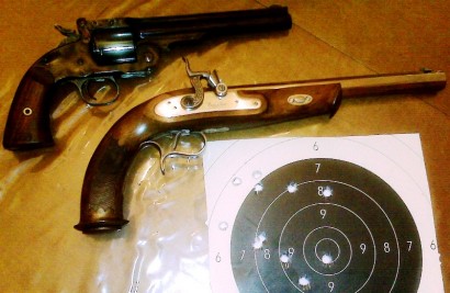 He decidido adquirir un revolver de bola y pistón como los llaman los yankees (cap and ball revolver), 110