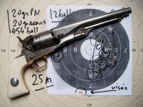 Después de ver este video, en el que se muestran dos Colt Army, original y réplica de Uberti,en acción, 132