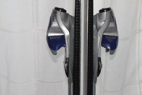 Vendo mis esquies por no utilizar, la verdad es que solo lo he utilizado una vez y media hora, hasta que 01