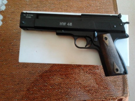 Muy buenas a todos

Tengo una HW-45 en calibre 4,5 y la duda de si es posible cambiar el cañón y montar 30