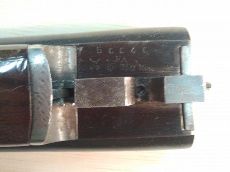 Hola compañeros.
Desde hace tiempo tengo esta escopeta de perrillos y no se nada sobre ella ( y mira que 01