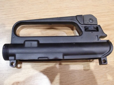 Vendo el Upper de mi AR15 Ultramatch de Olimpic Arms,se lo he cambiado recientemente,por eso este ya no 00