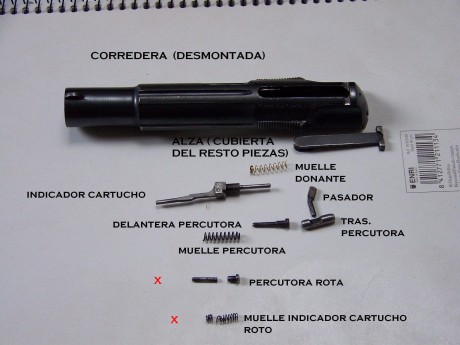 Alguien me podria ilustrar sobre como se desmonta la aguja percutora y el indicador de carga de la pistola 60