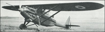 Esta fotografía creo que es de un campo del Sur de Francia donde se ven varios aviones que, presuntamente, 31