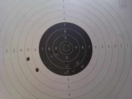 Hola, está tarde me he traído mi nuevo rifle del calibre 45 percusión.
Ahora os pondré alguna foto del 141