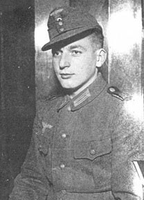 Henrich Severlohd puesto wn62 Normandia  9 Junio  1944 a las    5 de la mañana, un ametrallador alemán 40
