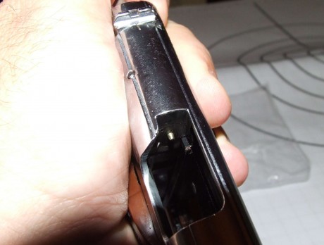 Hola, tengo una pistola del calibre 9 corto que marca los pistones de una forma peculiar, "creo", 50
