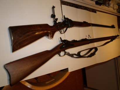 Os dejo un par de videos de este fabuloso rifle.
Es ingenioso el sistema de extracción de la vaina.



 102