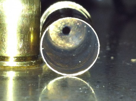 Hola amigos os voy a dejar una prueba que he realizado en casa con unas Vainas del 38 y otras del 44-40 10