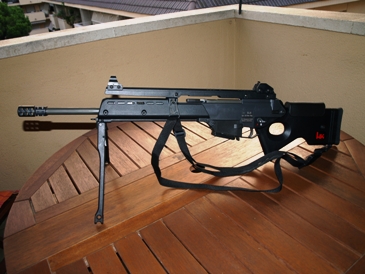 Hola!! tengo un hk sl-8,es un buen rifle(para mi un buen fusil)estoy disfrutando con su precision,tacto,en 91