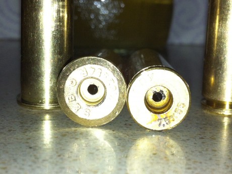 Hola amigos os voy a dejar una prueba que he realizado en casa con unas Vainas del 38 y otras del 44-40 121
