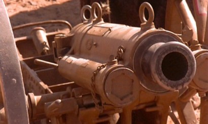 Compañeros,

En vista de las ganas de algunos (Elcafe, Wilcow, Vrakk, etc) por adivinar armas de películas 140