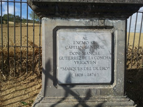 mapa.JPG Hoy me he pasado por Abarzuza, y he fotografiado el monumento al general concha. Se encuentra 12