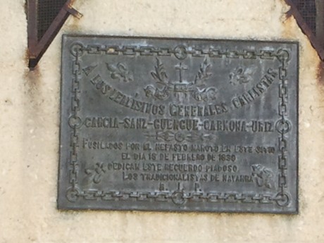  mapa.JPG Hoy me he pasado por Abarzuza, y he fotografiado el monumento al general concha. Se encuentra 11