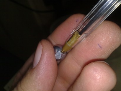 Hola a todos, ayer me di cuenta fundiendo con el molde de .464 que de 100 bolas que fundí por lo menos 20