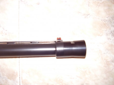 Hola a todos.
 Alguien ha visto, ha tenido o ha oido de la escopeta del 12, semiautomatica (repetidora), 50