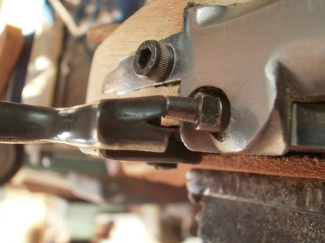 Hola, voy avanzando de a poco en la construcción de una pistola de avancarga, lo cual es absolutamente 152