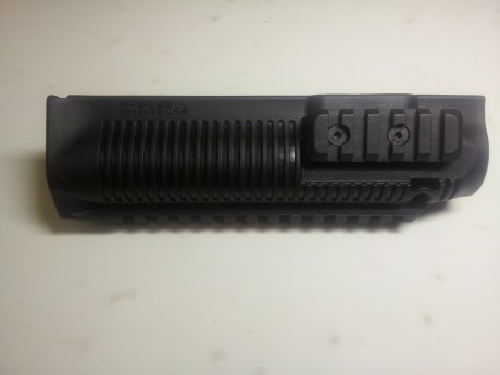 Vendo guardamanos marca FAB para escopeta REMINGTON 870.
Precio 50€ mas portes. 01