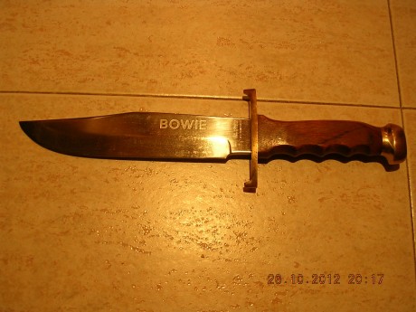Este es uno de mis Bowies, se trata de un Carl Schlieper, farbicado en Alemania, a ver si os gusta. 02