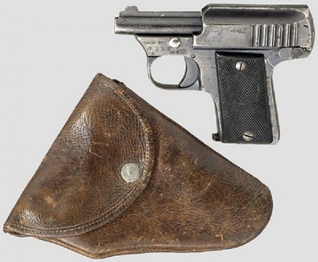 Hace unos días encontré por casualidad en una web extranjera un arma a la venta que hacía muchos años 00