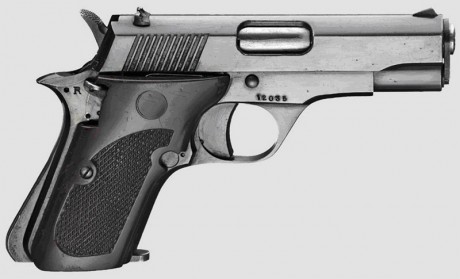 Hace unos días encontré por casualidad en una web extranjera un arma a la venta que hacía muchos años 20
