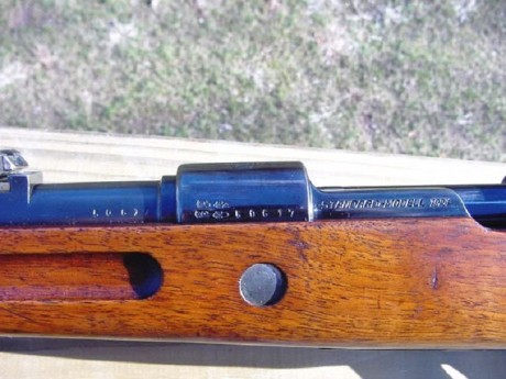 Hace unos días encontré por casualidad en una web extranjera un arma a la venta que hacía muchos años 70