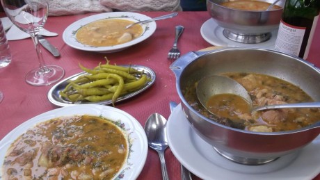 Este es un llamamiento para los foreros de Cantabria que no tenemos el gusto de conocernos en persona, 50