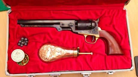  Hilo para colocar fotos, de esas armas de pólvora negra que tanto nos gustan y tenemos bien cuidadas, 42