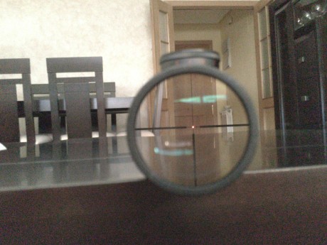 Me han ofrecido este visor en reticula 4 CDOT que es la que tiene un circulo iluminado con un punto en 40