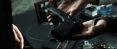 Compañeros,

En vista de las ganas de algunos (Elcafe, Wilcow, Vrakk, etc) por adivinar armas de películas 150