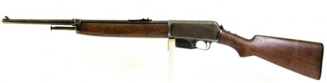 Hola, hace pocos días he tenido en mis manos una carabina semiautomática winchester mod 1907 del .351 00