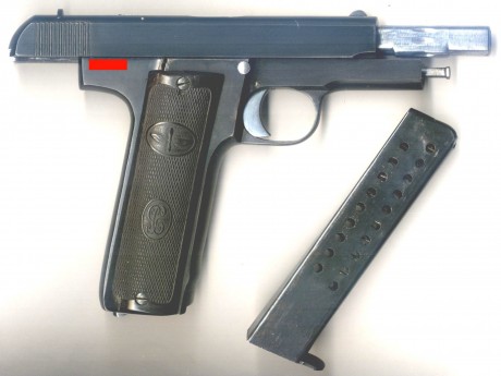 Hace unos días encontré por casualidad en una web extranjera un arma a la venta que hacía muchos años 30