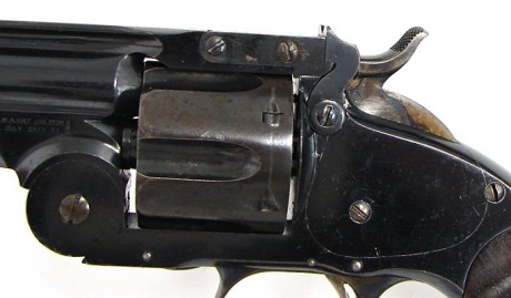 Hace unos días encontré por casualidad en una web extranjera un arma a la venta que hacía muchos años 01