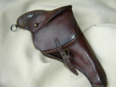 Hace unos días encontré por casualidad en una web extranjera un arma a la venta que hacía muchos años 82