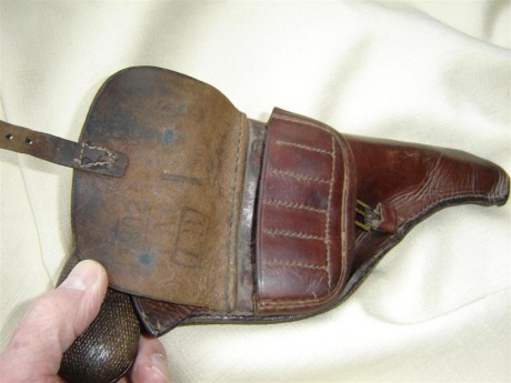 Hace unos días encontré por casualidad en una web extranjera un arma a la venta que hacía muchos años 81
