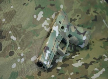Para todos los gustos,esta es militar.
un saludo. 50