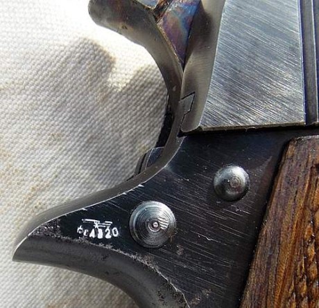 Hace unos días encontré por casualidad en una web extranjera un arma a la venta que hacía muchos años 72