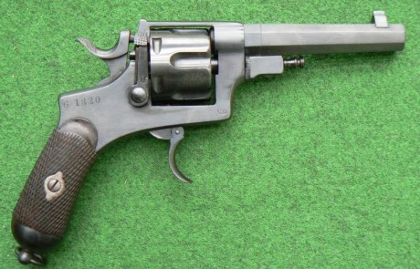 Hace unos días encontré por casualidad en una web extranjera un arma a la venta que hacía muchos años 120