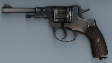 Hace unos días encontré por casualidad en una web extranjera un arma a la venta que hacía muchos años 160